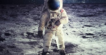 Великий ризик і невизначеність: повернення астронавтів NASA на Місяць перебуває під загрозою