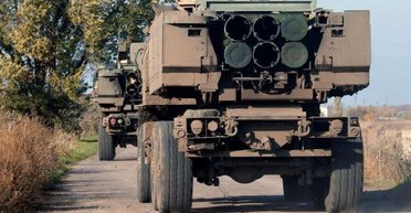 С прицелом на Китай: США испытали новую ракету на HIMARS "дальнего радиуса действия" (фото)