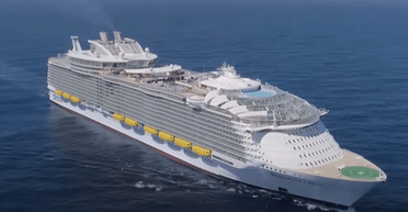 "Дуже небезпечно": чоловік вижив, зістрибнувши з 11-ї палуби круїзного лайнера (відео, фото)