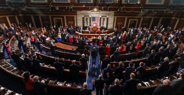 Деньги для Украины прошли через Сенат — что дальше: три варианта развития ситуации