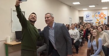 Зеленский объяснил, с какого возраста могут мобилизовать, и отрицает призыв с 18 лет (видео)