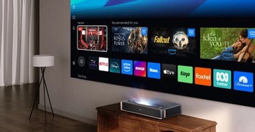 Дорогой телевизор не нужен: лазерный проектор PT1 превратит комнату в кинотеатр