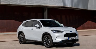 Младший брат CR-V: в Украине появится кроссовер Honda с расходом 4,8 л на 100 км (фото)