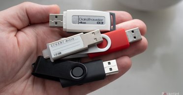 Что происходит с USB-флешками спустя годы бездействия: эксперт проверил сохранность файлов
