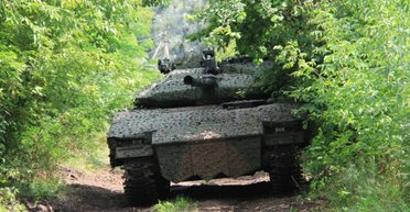 Украина договаривается со Швецией о поставках БМП CV90, — Минобороны