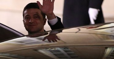 Никогда такого не было, и вот опять. Что привез Зеленский из Парижа