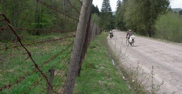 Про цісарські дороги и современное бездорожье. Как восстановление дорог вдохнет жизнь в умирающие регионы