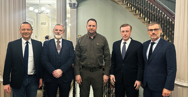 Втрое больше: у Зеленского сравнили количество ВС РФ в Украине в начале войны и сейчас