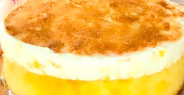 Торт "Хмарка": рецепт дивовижного бісквіта з повітряним кремом