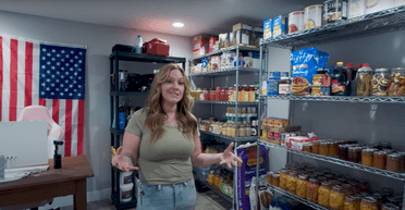 Королева Судного дня: женщина потратила 10 лет на подготовку к Третьей мировой (видео)