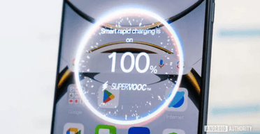 Известный бренд снизил скорость быстрой зарядки, и это к лучшему: зачем так сделали