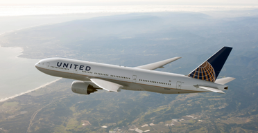 Кричав на екіпаж: пасажир зірвав рейс і отримав штраф на понад 20 тисяч доларів