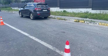 Взорвал гранату: в Буче мужчина захватил авто с водителем, чтобы доехать до Беларуси (видео)