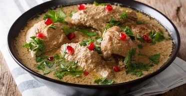 Неповторний смак грузинської кухні: класичний рецепт сациві з куркою