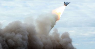 Масований удар українських дронів: під атакою опинилися понад 10 регіонів РФ (відео)