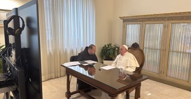 "Это трудно для всех": Папа Римский призвал молодежь Украины простить своих врагов