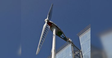 Тихая и "невидимая": создана ветряная турбина для дома, вдохновленная стрекозой (фото)