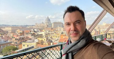 Виїзд Арестовича з України: ЗМІ стверджують, що лист ГУР усе ж таки був — усі деталі