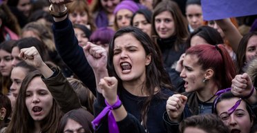 Праздник с человеческим лицом. О чем нужно помнить 8 марта