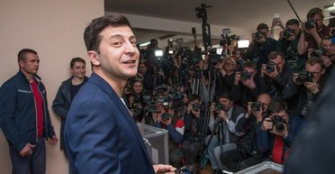 "Почти что супермен". Как в штабе Зеленского встретили триумфальную победу