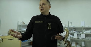 Из-за сериала "Викинги" из Украины вывозят артефактов на миллионы: что говорят на таможне (видео)