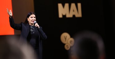 Уроки Абрамович. О чем надо помнить тем, кто мечтает о миллионах знаменитого перформера