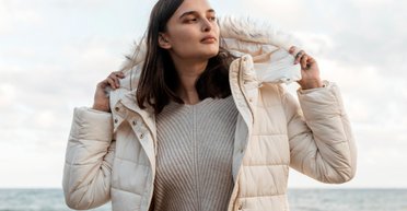 Як вибрати ідеальний пуховик на роки: 7 порад від стилістки