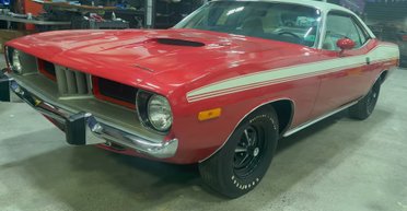 Ніколи не ставили на облік: виявлено культове американське авто 70-х без пробігу (відео)