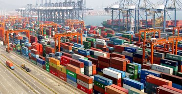 Китай замыкает все потоки на себя