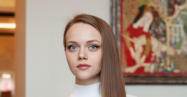 Породілля, яка вижила в розбомбленому Росією місті, розкритикувала "20 днів у Маріуполі" (відео)