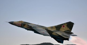 Впервые за 1,5 года: в Беларусь прилетел российский носитель ракеты "Кинжал" МиГ-31К