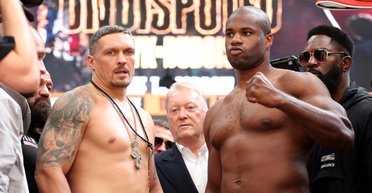 Реванш Усик — Дюбуа: Усик стал абсолютным чемпионом мира в супертяжелом весе (видео)