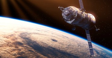 РФ хочет иметь 2600 спутников на орбите до 2036 года: насколько это реально