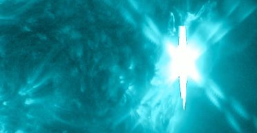 Другий за тиждень потужний спалах на Сонці класу Х залишив Землю без зв'язку (відео)