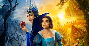 Красуня, покоївка і підсліпувате дзеркало. Якою вийшла найскандальніша "Білосніжка" в історії