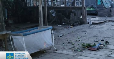 Росіяни з артилерії обстріляли село на Донеччині: серед поранених є діти (фото)