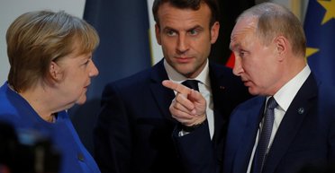 На Западе не знают, кто взорвал Каховскую ГЭС. Почему общественное мнение так опасно колеблется и что делать