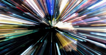 Фізики побачили Всесвіт через секунди після Великого вибуху: він був рідким