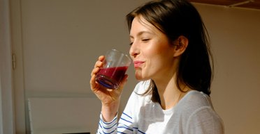 Делайте это перед сном и сможете легко заснуть — этот ритуал поможет успокоиться вечером