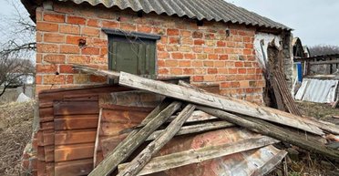 Выдал за последствия удара: украинец разрушил собственный дом и получил более 600 тысяч компенсации