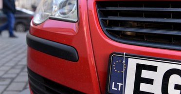 Переобуться с евробляхи. Что будет с авто на еврономерах дальше и продлят ли льготный период для растаможки