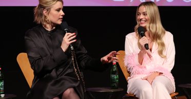 Марго Роббі зʼявилася на заході в костюмі українського бренду (фото)