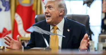 Трамп обозвал НАТО "бумажным тигром" и обвинил в трусости