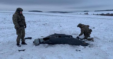 Росія змінює цілі атак "Шахедів": нова тактика ударів та нові боєголовки іранських дронів