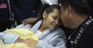 Четвертий випадок у світі: жінка народила дитину, яку виношувала у печінці