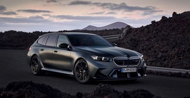 Семейный спорткар: представлен новый универсал BMW M5 Touring (фото)