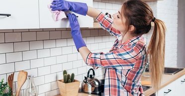 Як швидко й ефективно прибрати квартиру: рекомендації та техніки