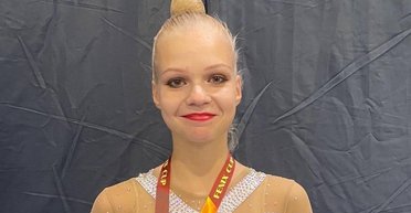 "Излучала тепло и вдохновение": умерла 20-летняя художественная гимнастка Лиза Хоровинкина (фото)