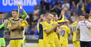 Без Шапаренко, но с Малиновским: Ребров назвал футболистов на октябрьские матчи сборной