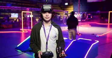 В Украине прошел первый детский чемпионат по дрон-рейсингу: подробности и фото